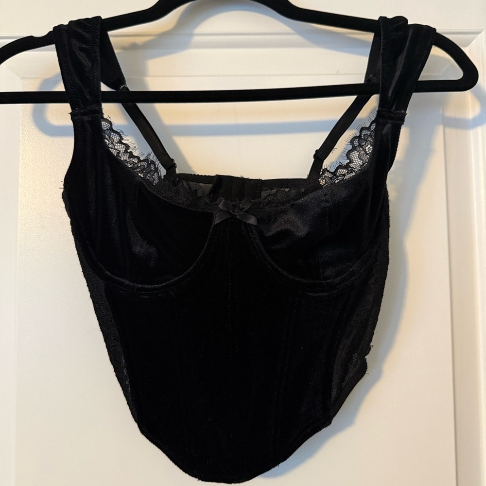 🔥NWOT Garage Black Velvet and Lace Corset Bustier Size XS